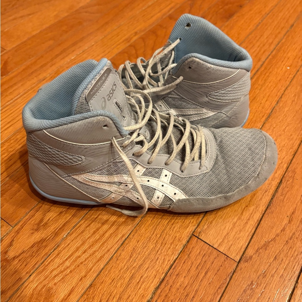 ASICS men size 11.5